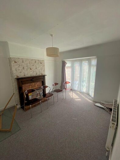 7 Bedroom End Terrace House To Rent In Charlotte Road, Dagenham, RM10