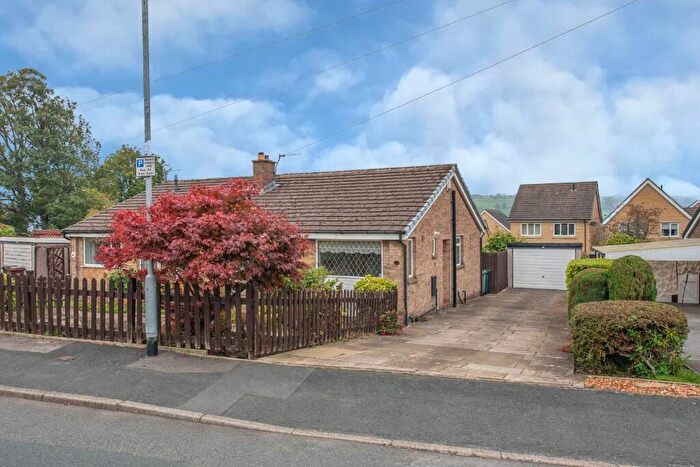 2 Bedroom Semi-Detached Bungalow For Sale In Halsteads Way, Steeton, BD20