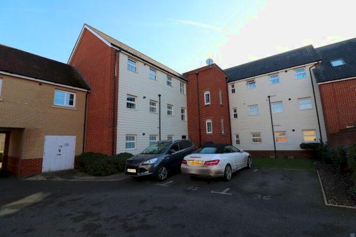 2 Bedroom Flat To Rent In Mortimer Way, Witham CM8
