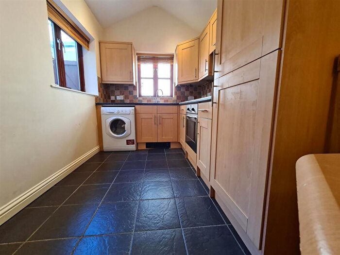 2 Bedroom Flat To Rent In Burgundy Walk, Forehill, Ely, CB7