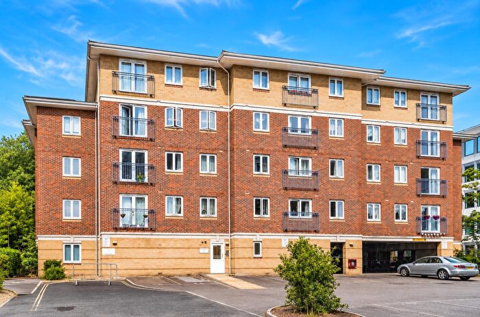 2 Bedroom Apartment To Rent In Cardinal House, Farnborough, GU14