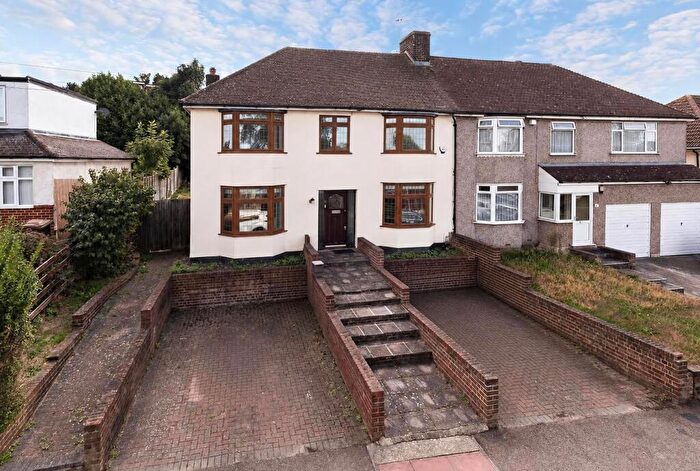5 Bedroom Semi-Detached House For Sale In St Georges Road, Sidcup, DA14