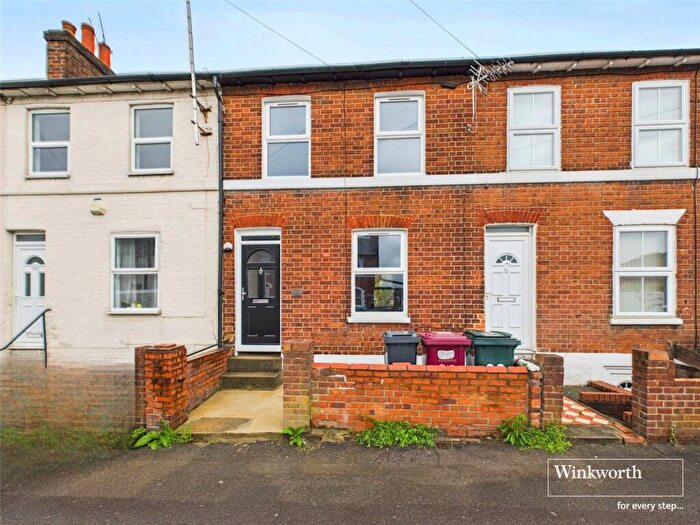 4 Bedroom Terraced House To Rent In Bedford Road, Reading, Berkshire, RG1