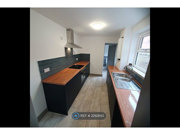 3 Bedroom Terraced House To Rent In Green Lane, Widnes, WA8