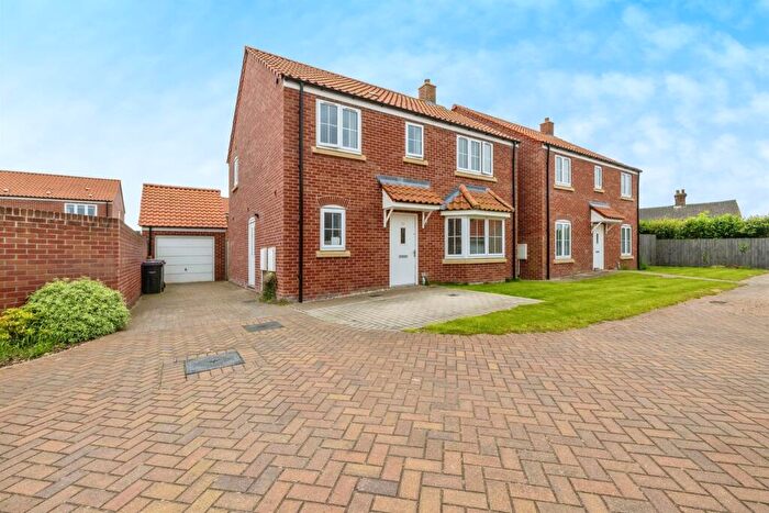 4 Bedroom Detached House For Sale In Goldcrest Avenue, Branston, Lincoln, LN4