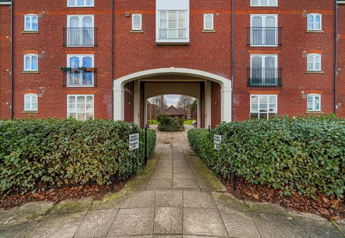 2 Bedroom Flat To Rent In Harlinger Street, London, Greater London, SE18