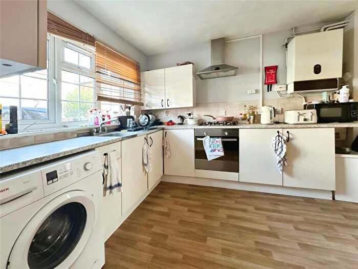 3 Bedroom House To Rent In Cromwell Road, Southampton, Hampshire, SO15