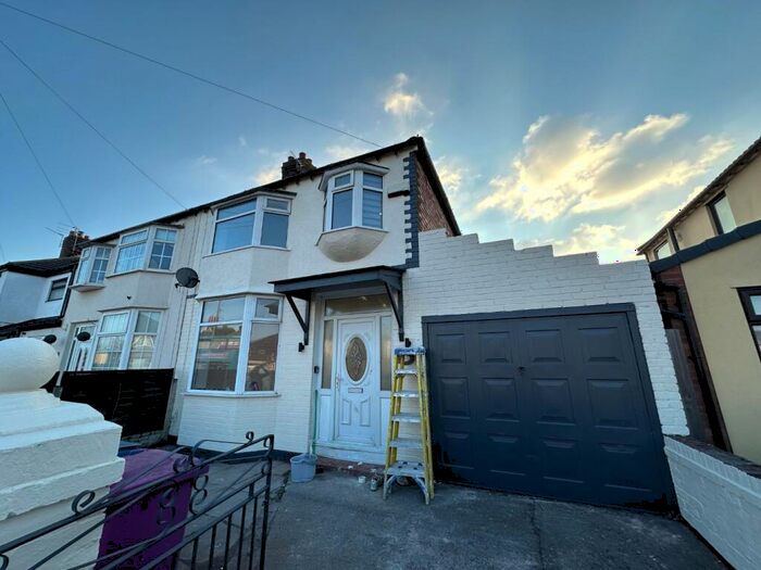 4 Bedroom Semi-Detached House To Rent In Stopgate Lane, Liverpool, L9