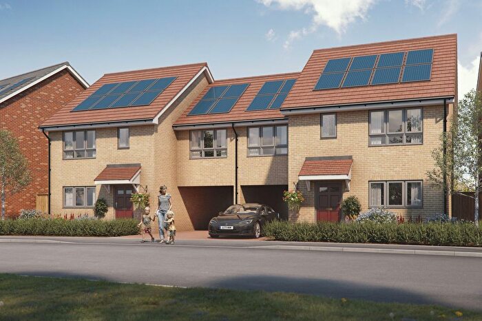 4 Bedroom Semi-Detached House For Sale In Thornwood Park, Thornwood, Epping, CM16