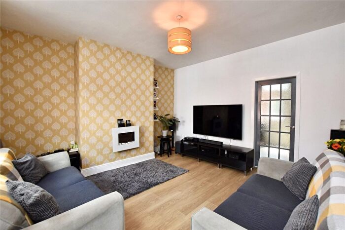 3 Bedroom Terraced House For Sale In Newall Street, Littleborough, Greater Manchester, OL15