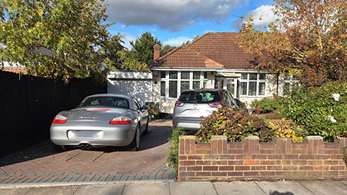 3 Bedroom Semi-Detached Bungalow For Sale In Montpelier Avenue, Bexley, DA5