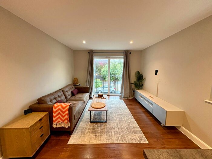 1 Bedroom Flat To Rent In Blackthorn Close, Cambridge, CB4