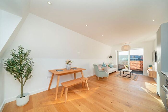 1 Bedroom Flat For Sale In Mosaic, Willesden Green, NW10
