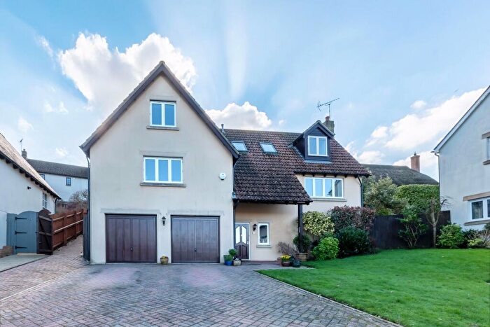 4 Bedroom Detached House For Sale In Barnes Meadow, Uplyme, Lyme Regis, DT7