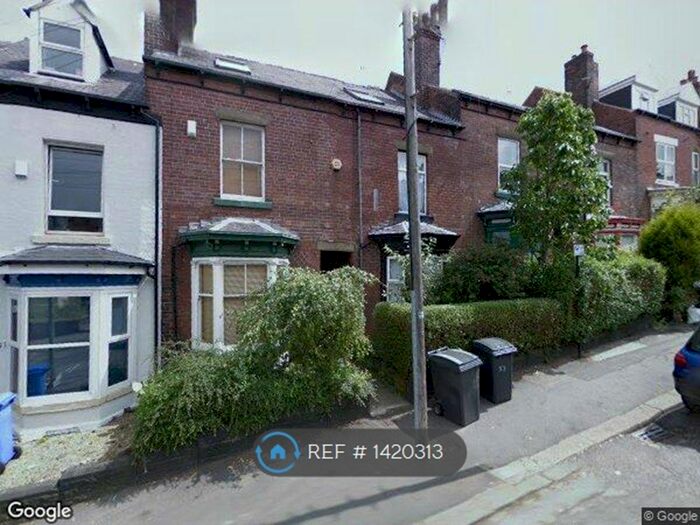 5 Bedroom Terraced House To Rent In Cowlishaw Road, Sheffield, S11