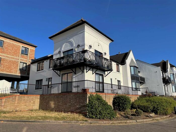 2 Bedroom Flat To Rent In Harbour View, South Shields, NE33