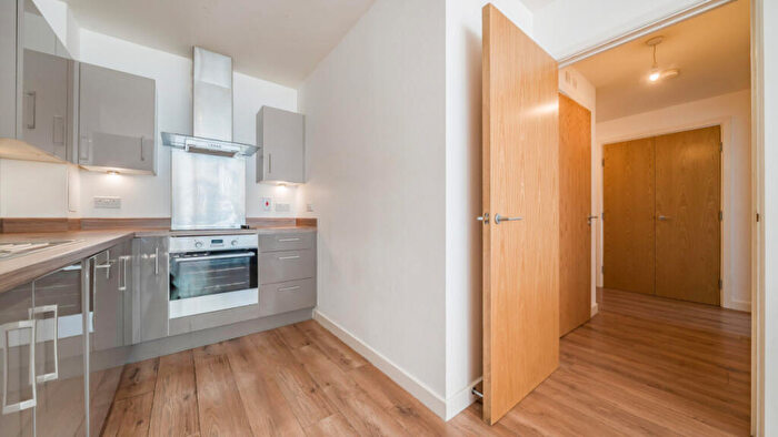 1 Bedroom Flat For Sale In Gala Court, Erith High Street, Erith, DA8