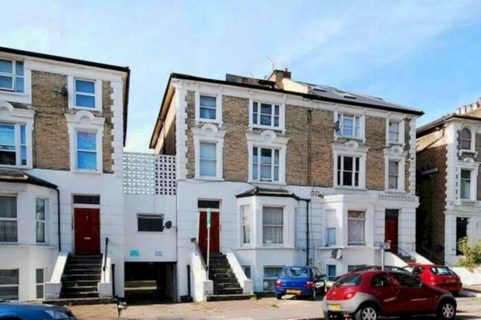 Studio To Rent In Windsor Road, Ealing, London, W5