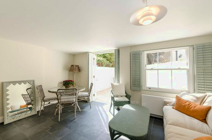 2 Bedroom Flat To Rent In Sutherland Row, Pimlico, London, SW1V