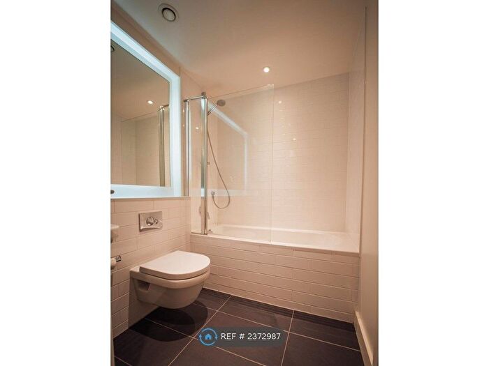 1 Bedroom Flat To Rent In Munday Street, Manchester, M4
