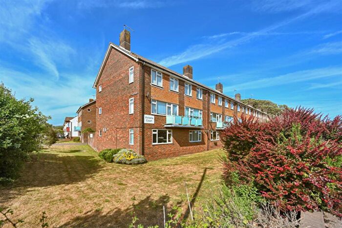2 Bedroom Apartment For Sale In Victoria Road, Portslade, BN41