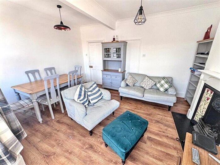 1 Bedroom Flat To Rent In Chesterton Terrace, Plaistow, E13