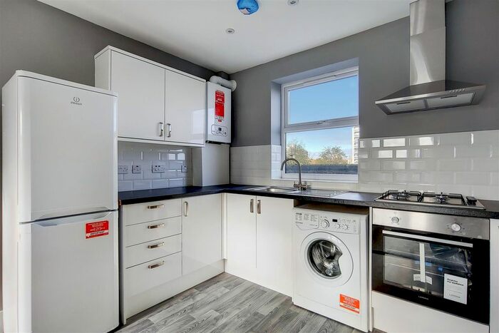 1 Bedroom Flat To Rent In Coldharbour Lane, London, SW9