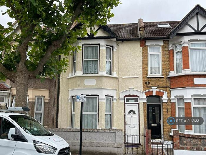 4 Bedroom Terraced House To Rent In Mitcham Road, London, E6