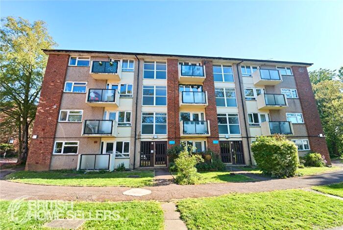 1 Bedroom Flat For Sale In Hawksmoor, Harris Lane, Shenley, Radlett, WD7