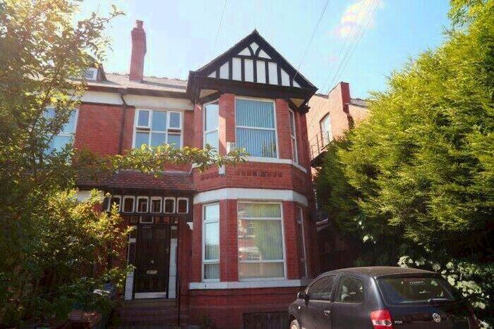 1 Bedroom Flat To Rent In Moorfield Road, Manchester, M20