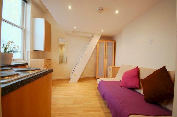 Studio To Rent In Devonshire Terrace, Paddington, W2