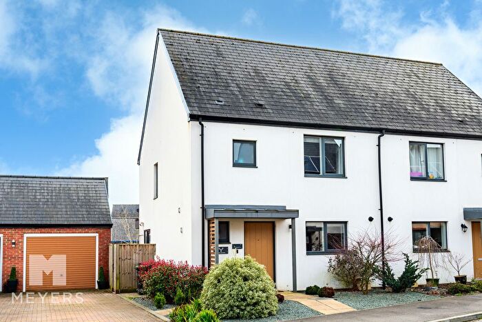 3 Bedroom Semi-Detached House For Sale In Victory Way, St. Leonards, Ringwood, BH24