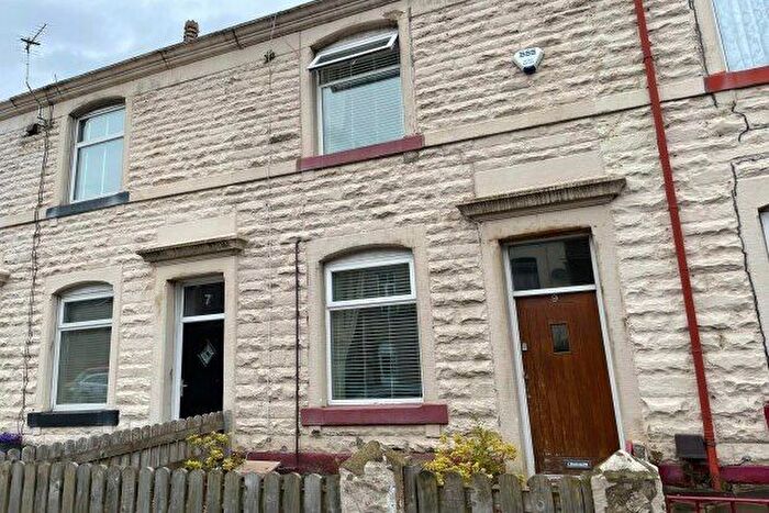 2 Bedroom Property To Rent In Rake Street, Bury, BL9
