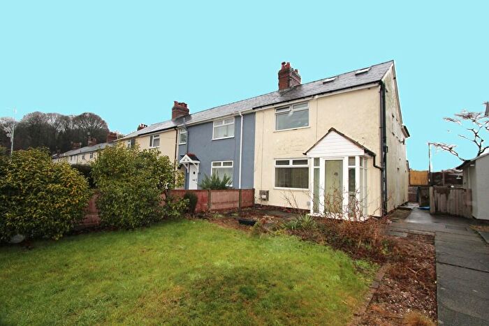 4 Bedroom End Of Terrace House For Sale In Wrexham Road, Caergwrle, LL12