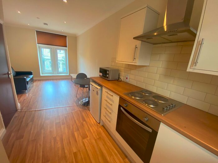 1 Bedroom Flat To Rent In High Street, Swansea, SA1