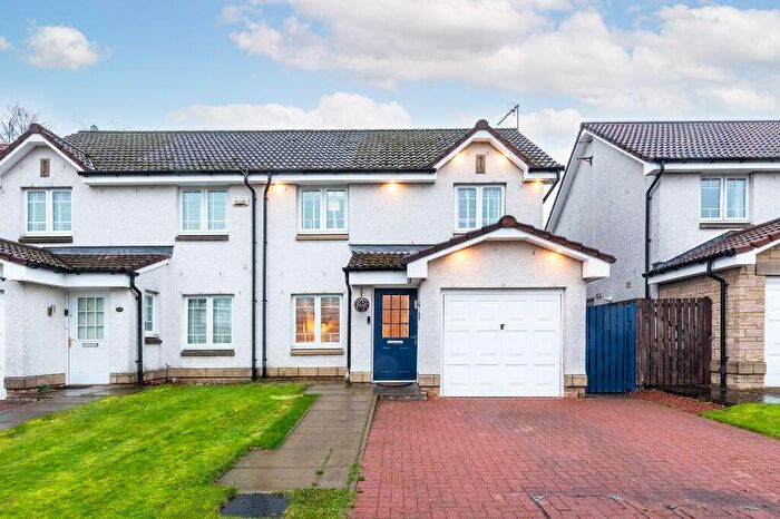 3 Bedroom Semi-Detached House For Sale In Glentye Drive, Tullibody, Clackmannanshire, FK10