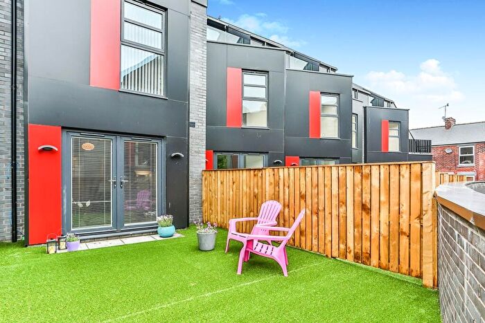 3 Bedroom Terraced House To Rent In Rydal Crescent, Sheffield, S8