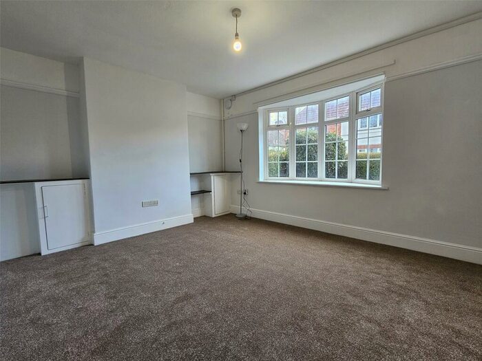 2 Bedroom Semi-Detached House To Rent In Westhorpe Avenue, Nottingham, Nottinghamshire, NG3