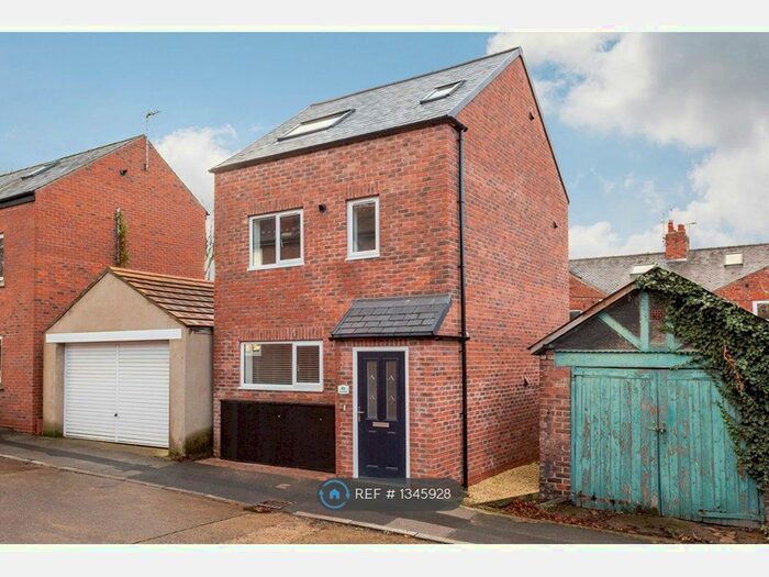 3 Bedroom Detached House To Rent In Curzon Terrace, York, YO23