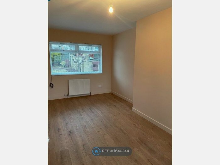 2 Bedroom Terraced House To Rent In Balgarthno Place, Dundee, DD2