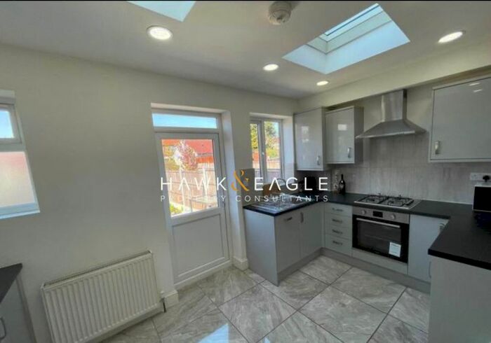 3 Bedroom Property To Rent In Linley Crescent, Romford, RM7