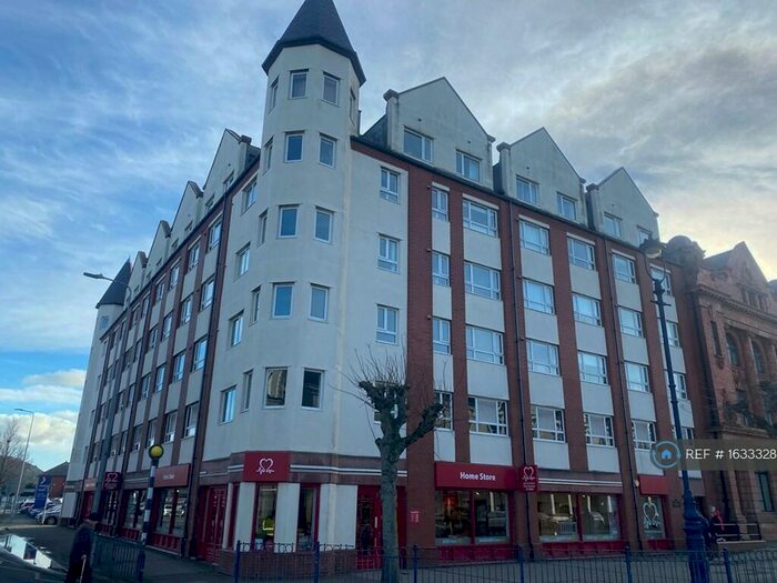 2 Bedroom Flat To Rent In Marlborough Place, Llandudno, LL30