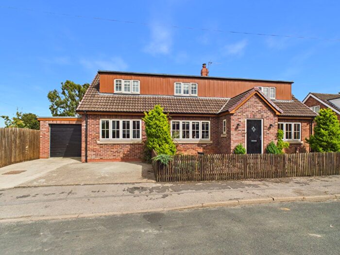 4 Bedroom Detached House For Sale In Coppergate Close, Nafferton, Driffield, YO25