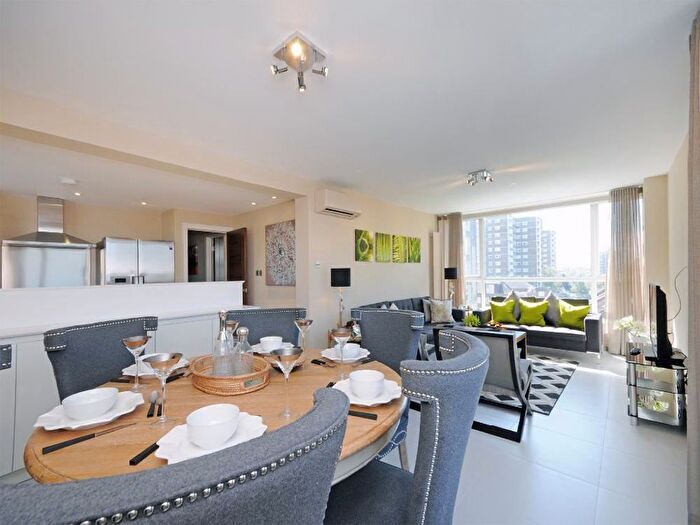 3 Bedroom Flat To Rent In St John's Wood Park, St John's Wood, London, NW8