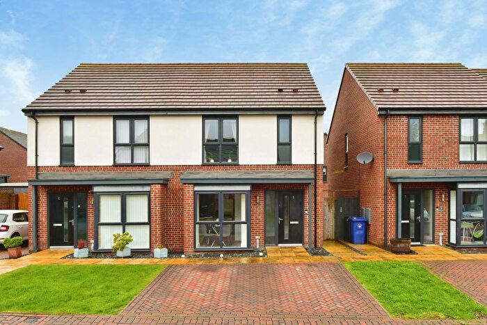 3 Bedroom Semi-Detached House For Sale In Fell Avenue, Newcastle, Staffordshire, ST5