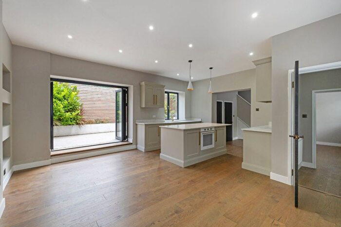 3 Bedroom Mews For Sale In Clifton Down, Clifton, Bristol, BS8