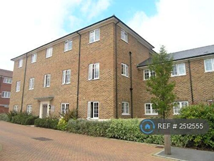 2 Bedroom Flat To Rent In Porters Field, Essex, CM7