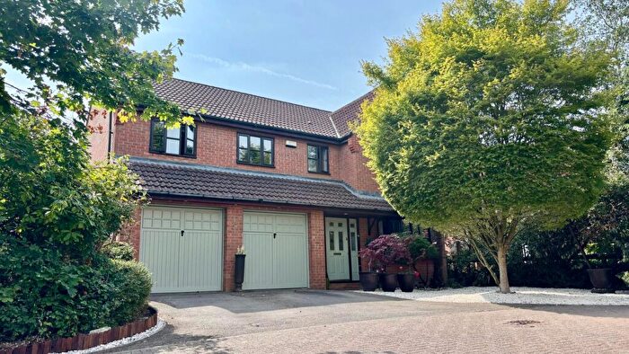 5 Bedroom Detached House For Sale In Langton Drive, Two Mile Ash, Milton Keynes, MK8