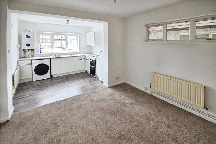 1 Bedroom Flat To Rent In Ewell Road, Surbiton, KT6