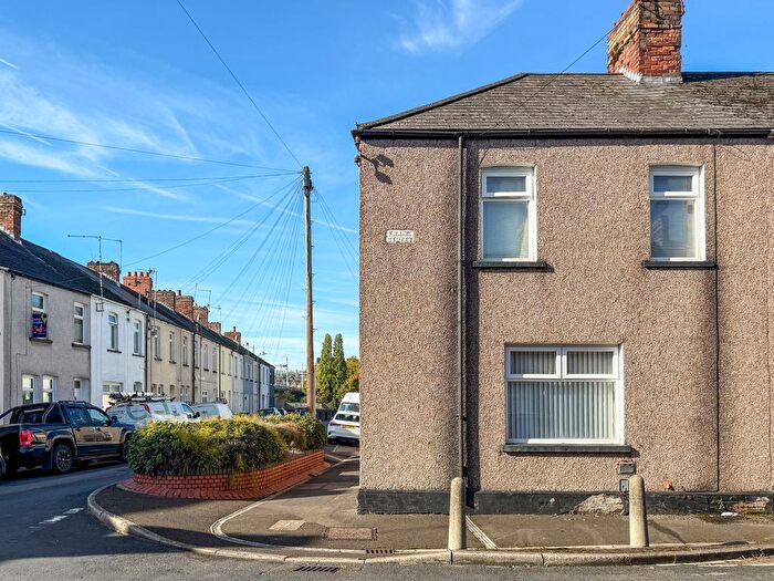 4 Bedroom End Of Terrace House For Sale In Bond Street, Newport, NP19